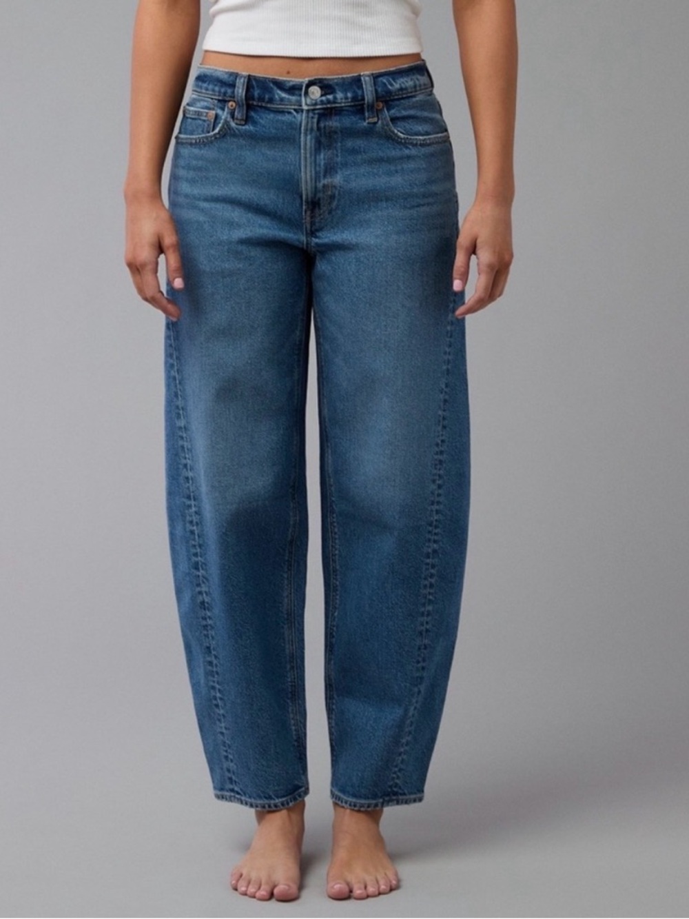 American Eagle Women’s Stretch Barrel Jeans - 10 Regular